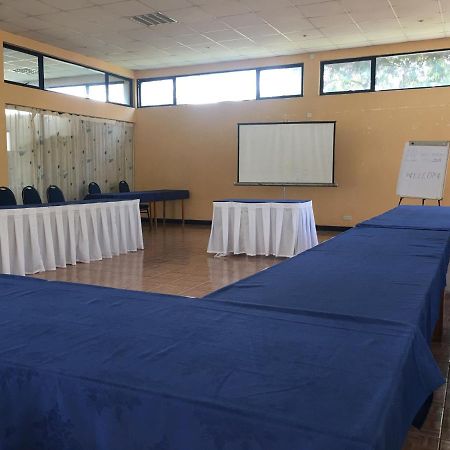 Hotel Hippo Buck Homa Bay Екстер'єр фото